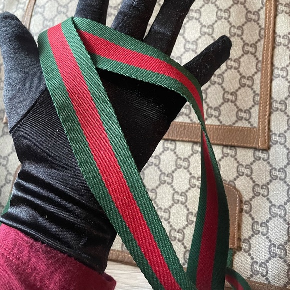 Gucci Plus Tote Bag - Picture 12 of 16